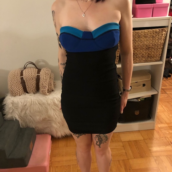 Bodicon dress - Picture 2 of 3